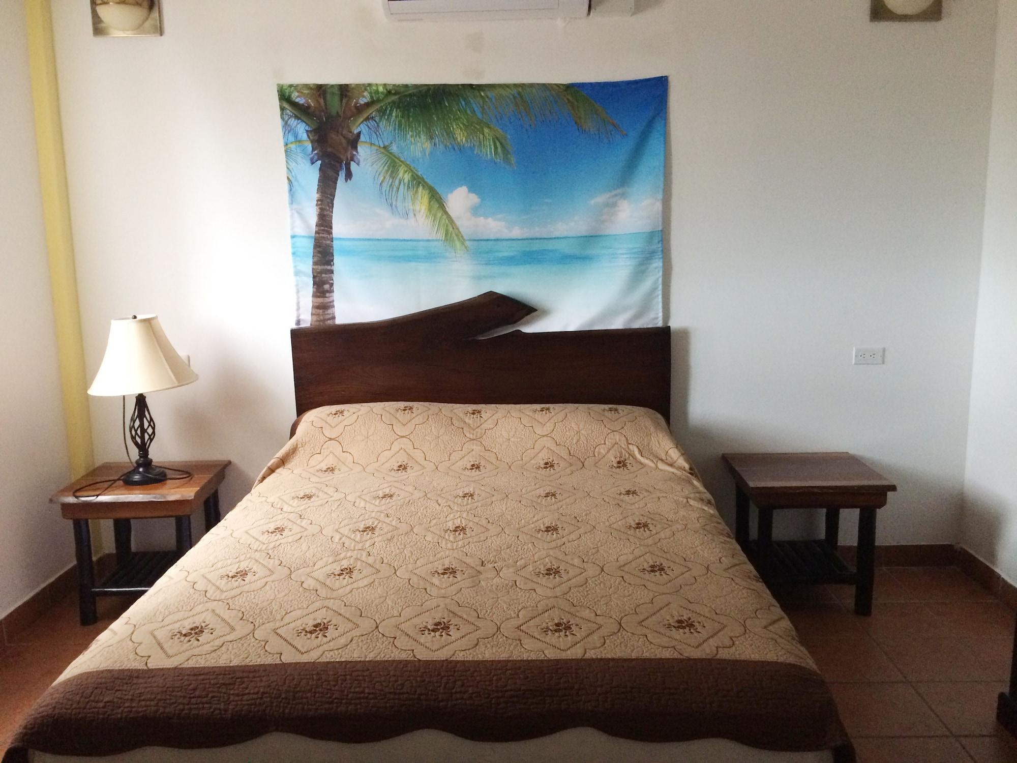 Easy Inn Hotel Belize City Exterior photo