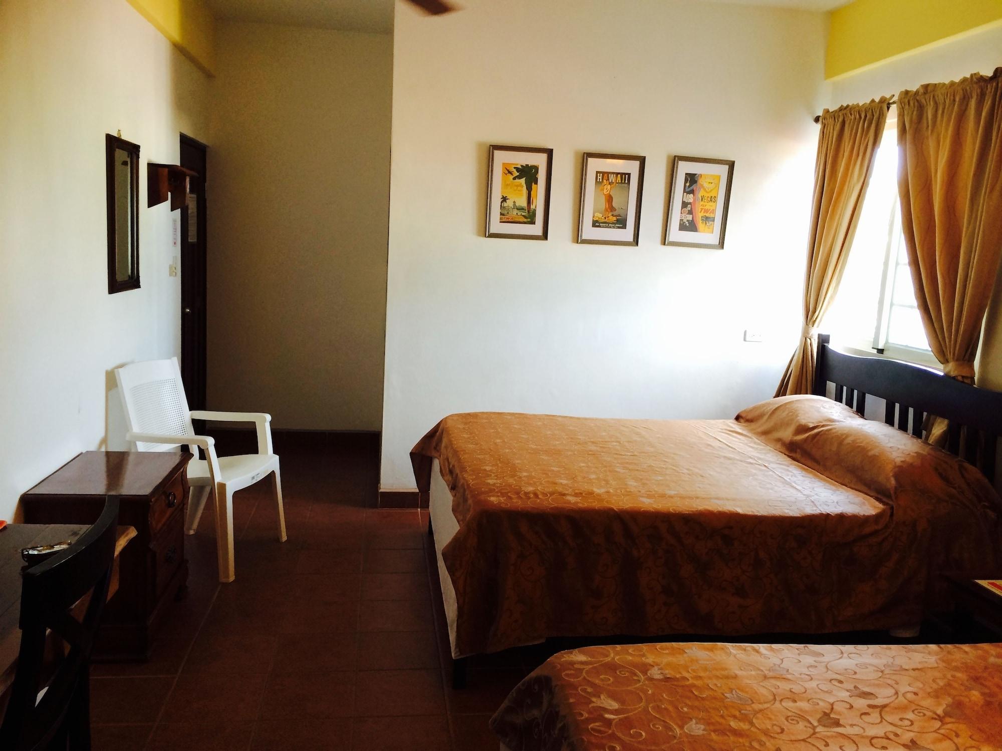 Easy Inn Hotel Belize City Exterior photo