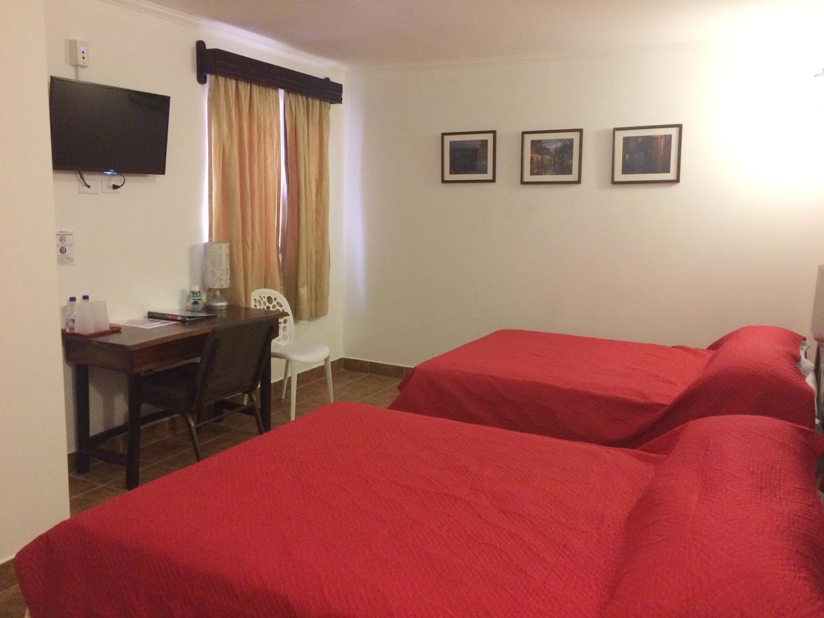 Easy Inn Hotel Belize City Exterior photo